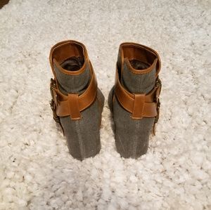 Aldo wedge booties